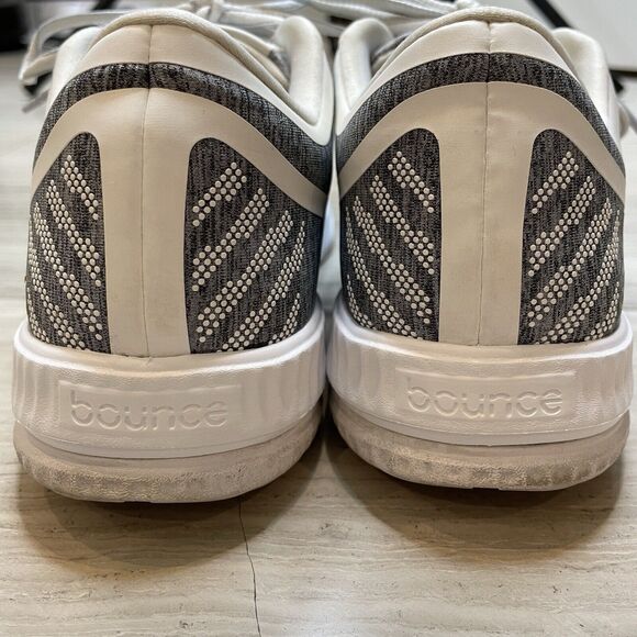 Adidas Bounce Sneakers BB1544 Athletic Gym Workout Sporty Light Grey White 8 US - Picture 8 of 12